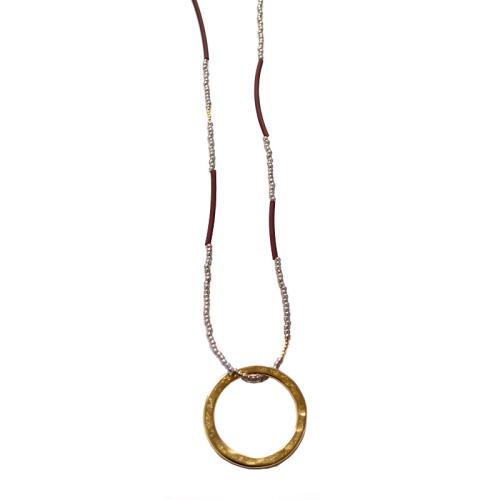 Kautschukperlenkette mit vergoldetem Ring, beige-braun